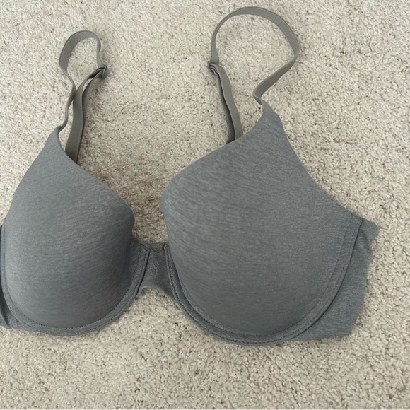 Victorias Secret Uplift Semi Demi - Picture 3 of 10